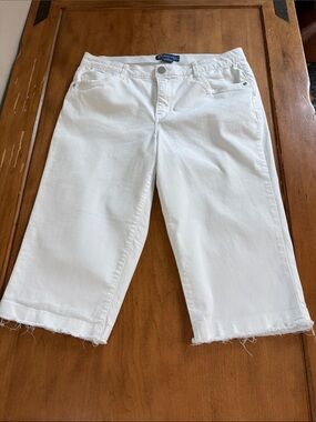 Democracy Absolution White Skimmer Jeans Size 14
